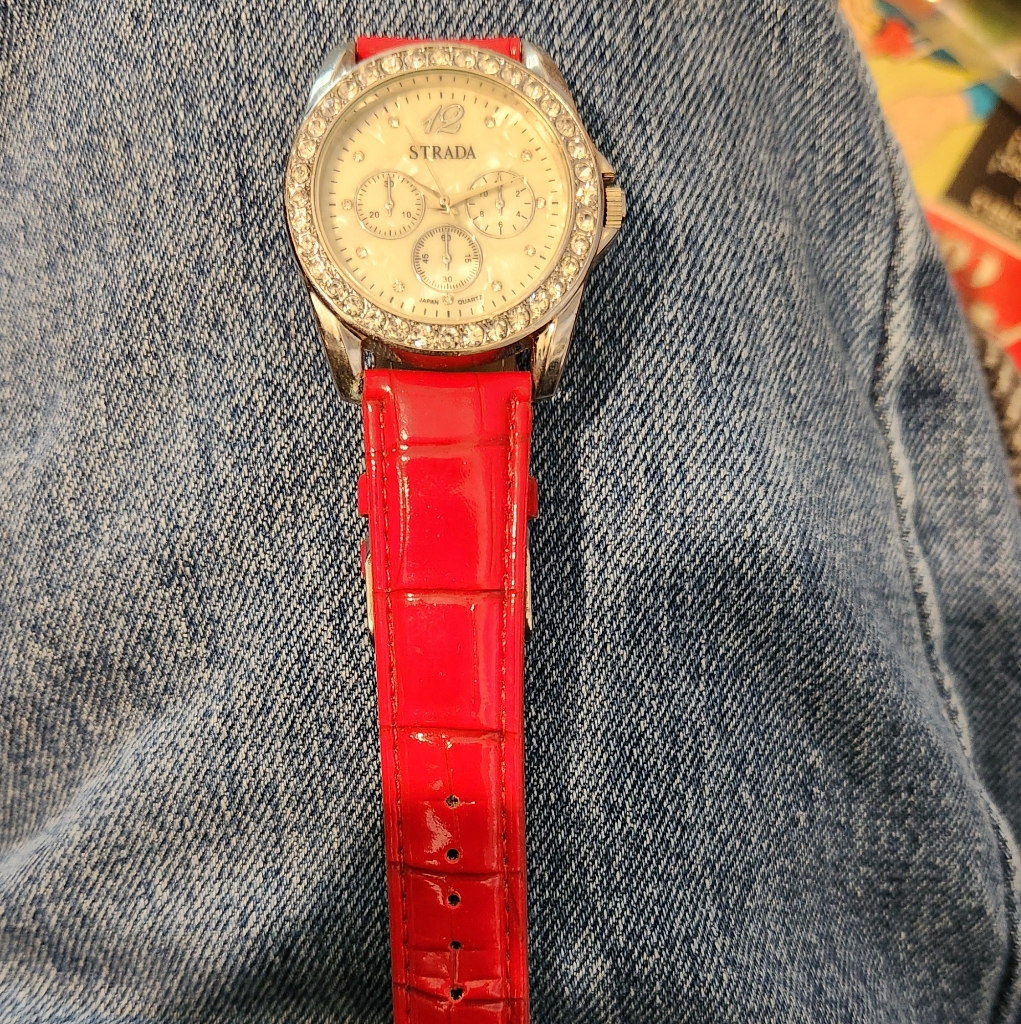Red Crocodile Leather Strap Watch Red Crocodile Leather Strap Watch